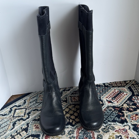 CLARKS  navy boots in excellent condition! - Picture 3 of 12